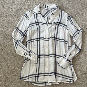 Old Navy White Plaid Button-Up Shirt
